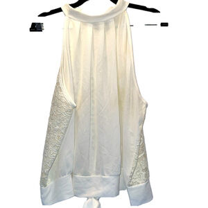Klazons Top, Size 2XL, PTP 22", Length 24", Cream color, Sleeveless, choker neck
